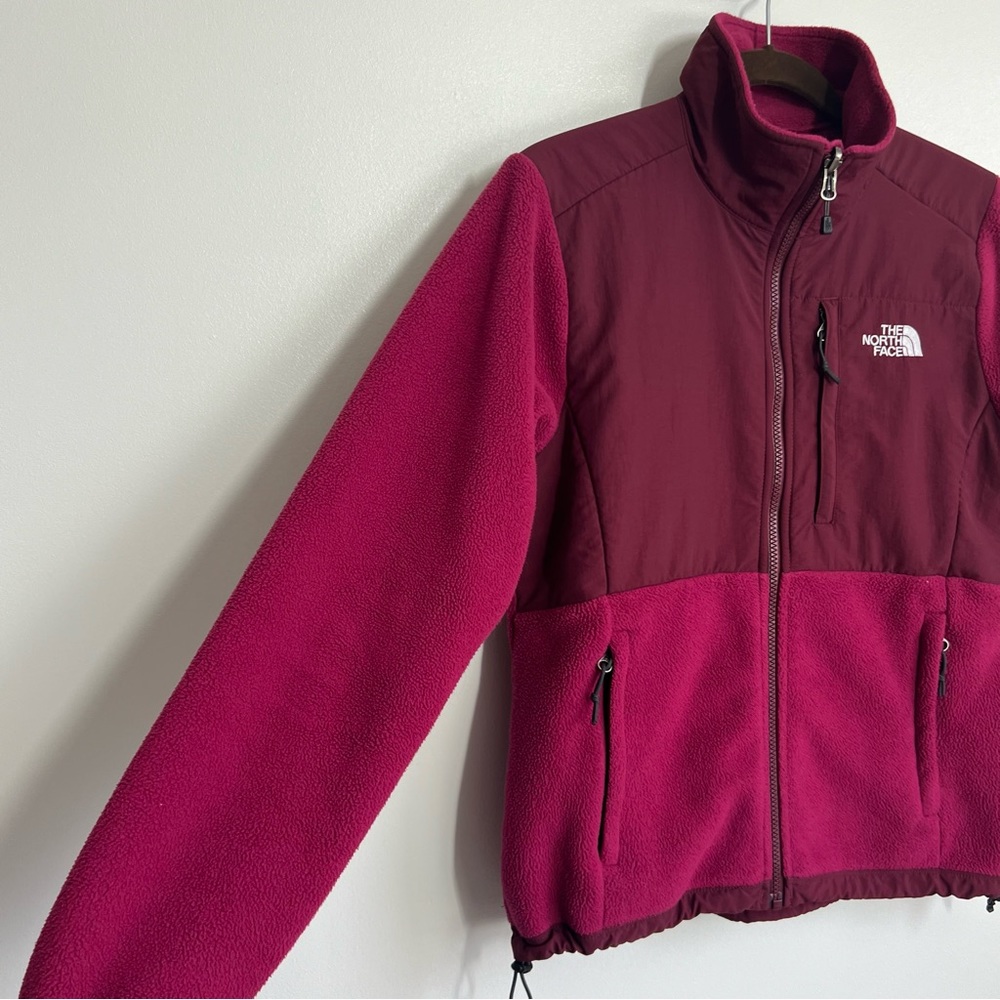 The North Face Women's Two-Tone Burgundy & Magenta Fleece Jacket - Picture 3 of 5
